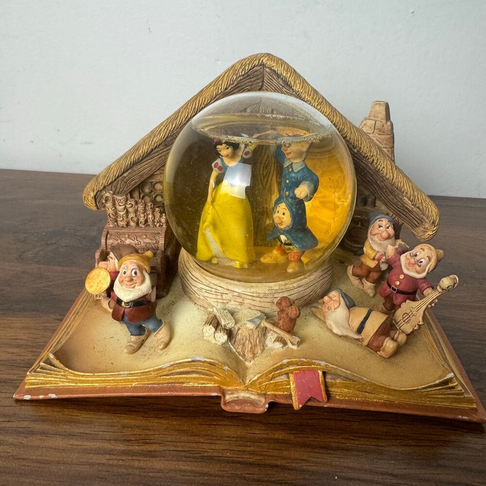 Disney Snow White and‎ Seven Dwarfs Snow Globe Cottage Book Base Hallmark 2012
